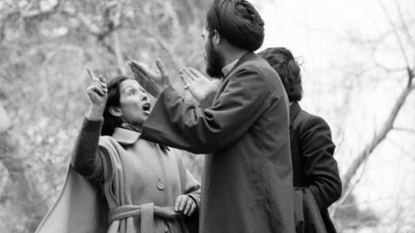 از اجباری شدن حجاب تا دختران خیابان انقلاب از اجباری شدن حجاب تا دختران خیابان انقلاب
