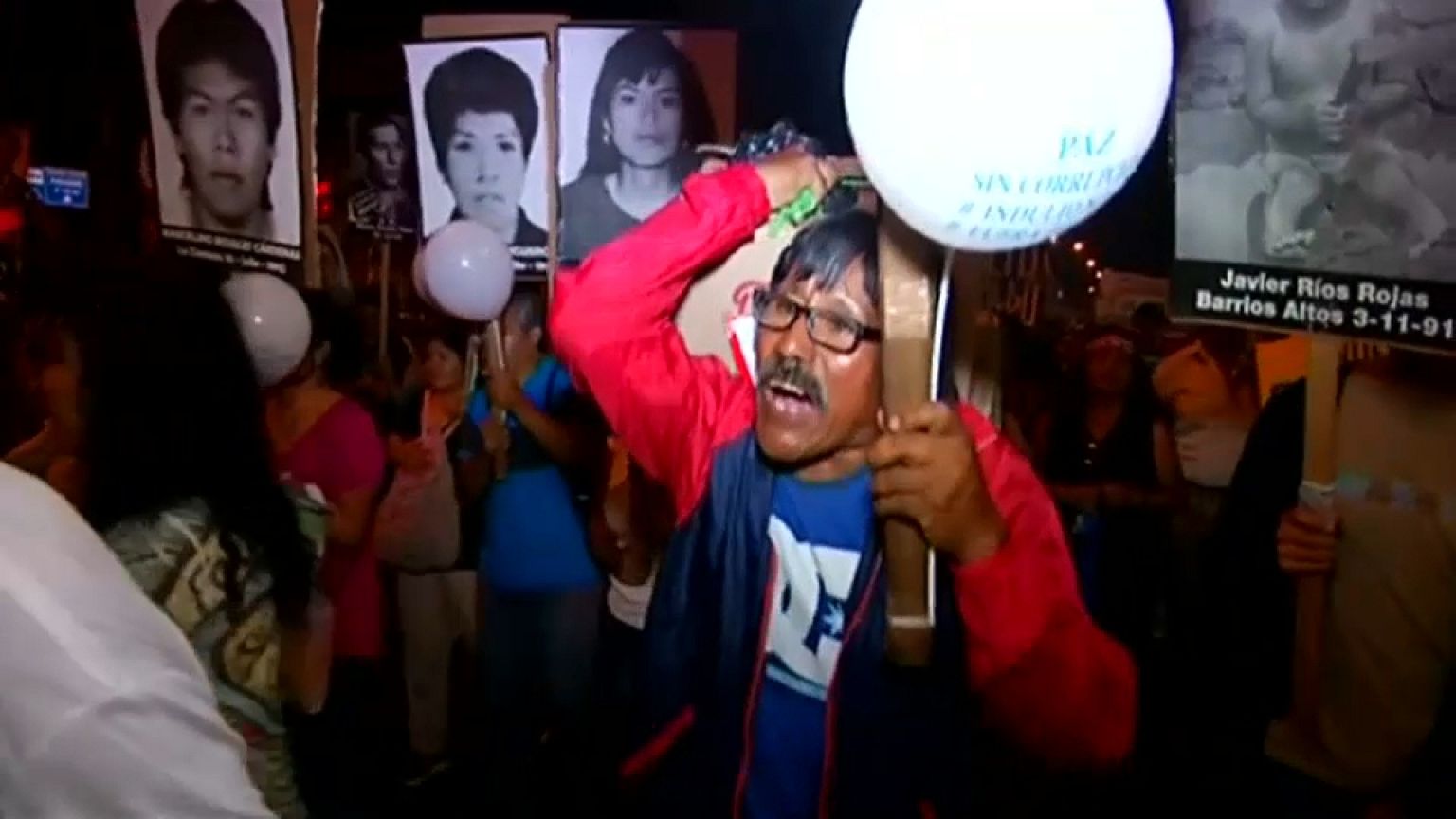 Protestos contra Fujimori continuam nem Lima