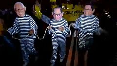 Fujimori megosztja Perut