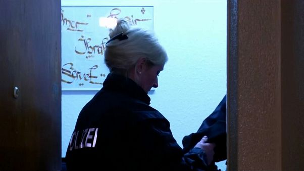 Deutschland: Polizei nimmt Menschenschmuggler fest Deutschland: Polizei nimmt Menschenschmuggler fest