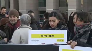 Τουρκία: Ελεύθερος ο ακτιβιστής Τανέρ Κιλίτς