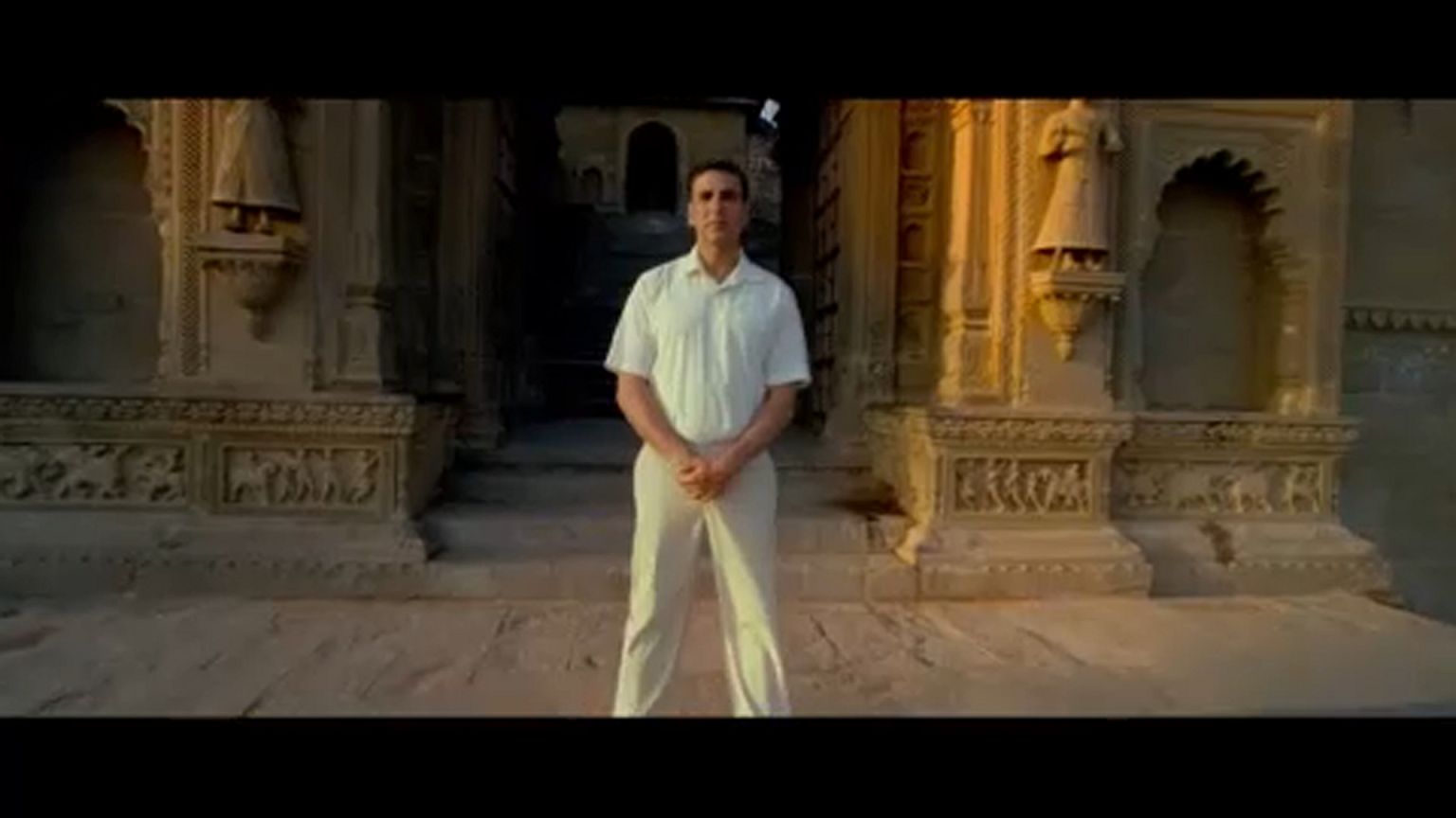 Bollywoodi zenés film - a tisztasági betétről