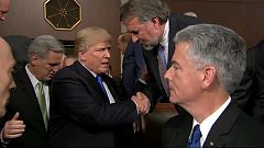 Trump llama a la unidad, pero sin tender puentes 
