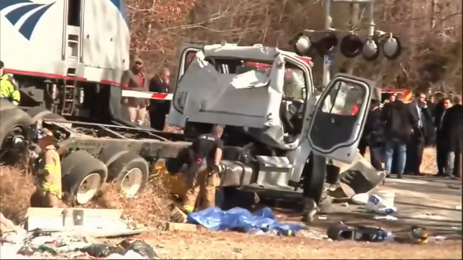 Train carrying US Republicans hits truck, killing driver