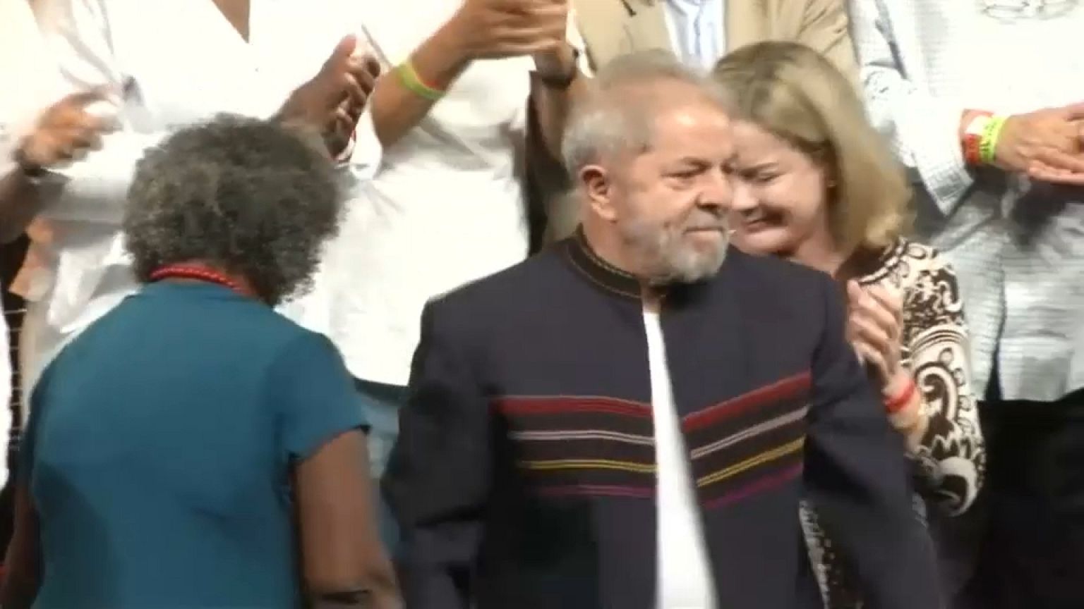 Lula mantiene el apoyo social tras el aumento de su condena