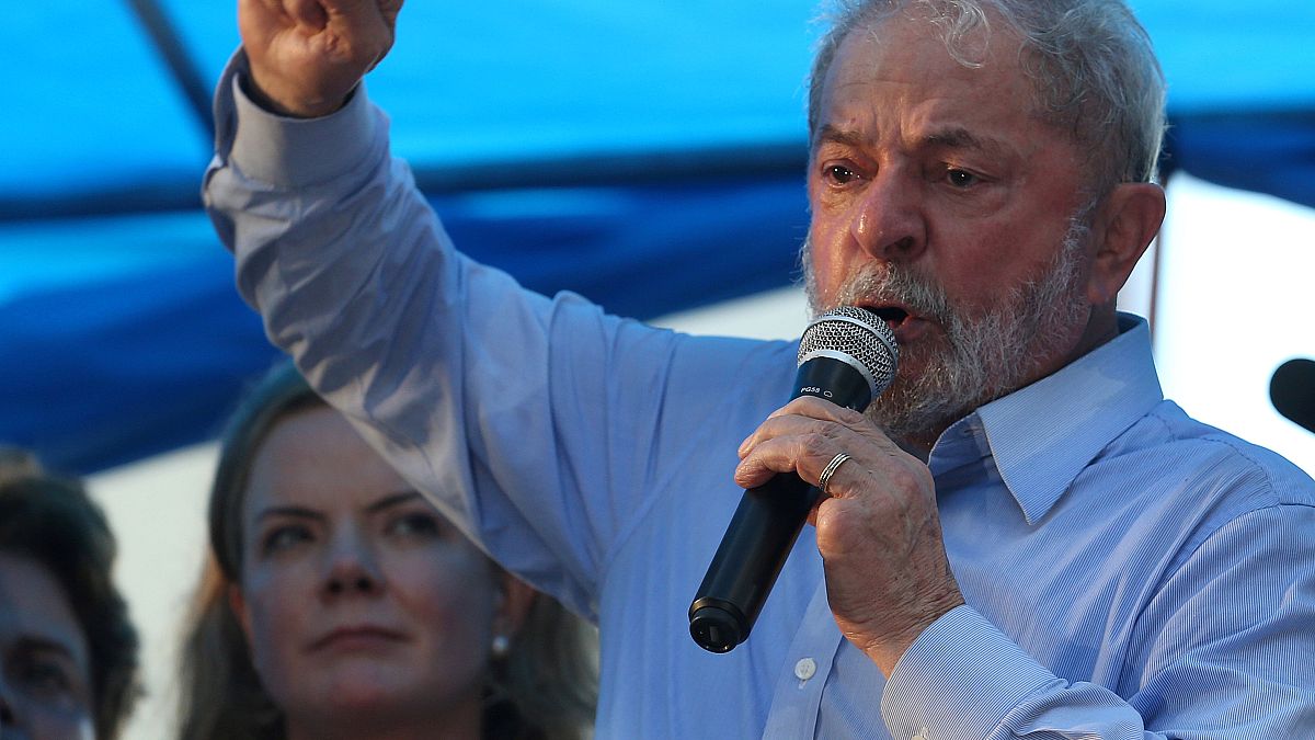 Προβάδισμα Λούλα παρά την καταδίκη για διαφθορά