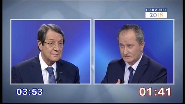 Vor Präsidenten-Stichwahl in Zypern: Anastasiades und Malas im TV Vor Präsidenten-Stichwahl in Zypern: Anastasiades und Malas im TV