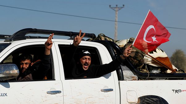 Turquia diz ter sido insultada por Macron Turquia diz ter sido insultada por Macron