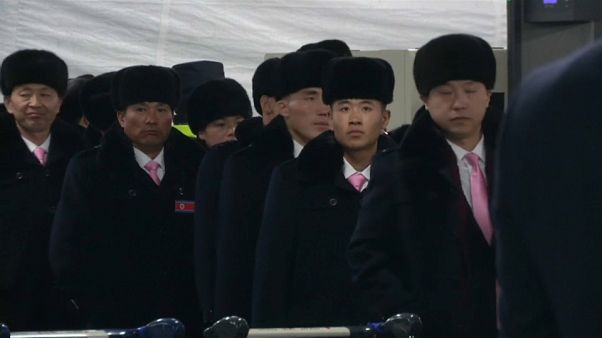 Los 'olímpicos' norcoreanos llegan a Corea del Sur Los 'olímpicos' norcoreanos llegan a Corea del Sur