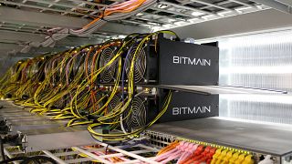 Une « ferme de minage » de Bitcoins en Islande.
