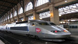 القضاء الفرنسي ينصف "العمال المغاربة" على حساب شركة نقل السكك الحديدية