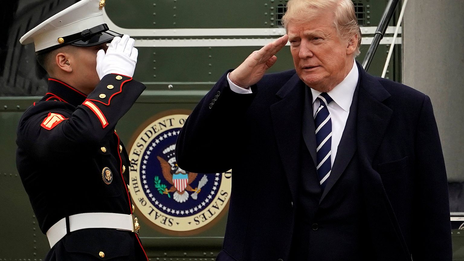 Trump 'set to declassify' secret Russia memo