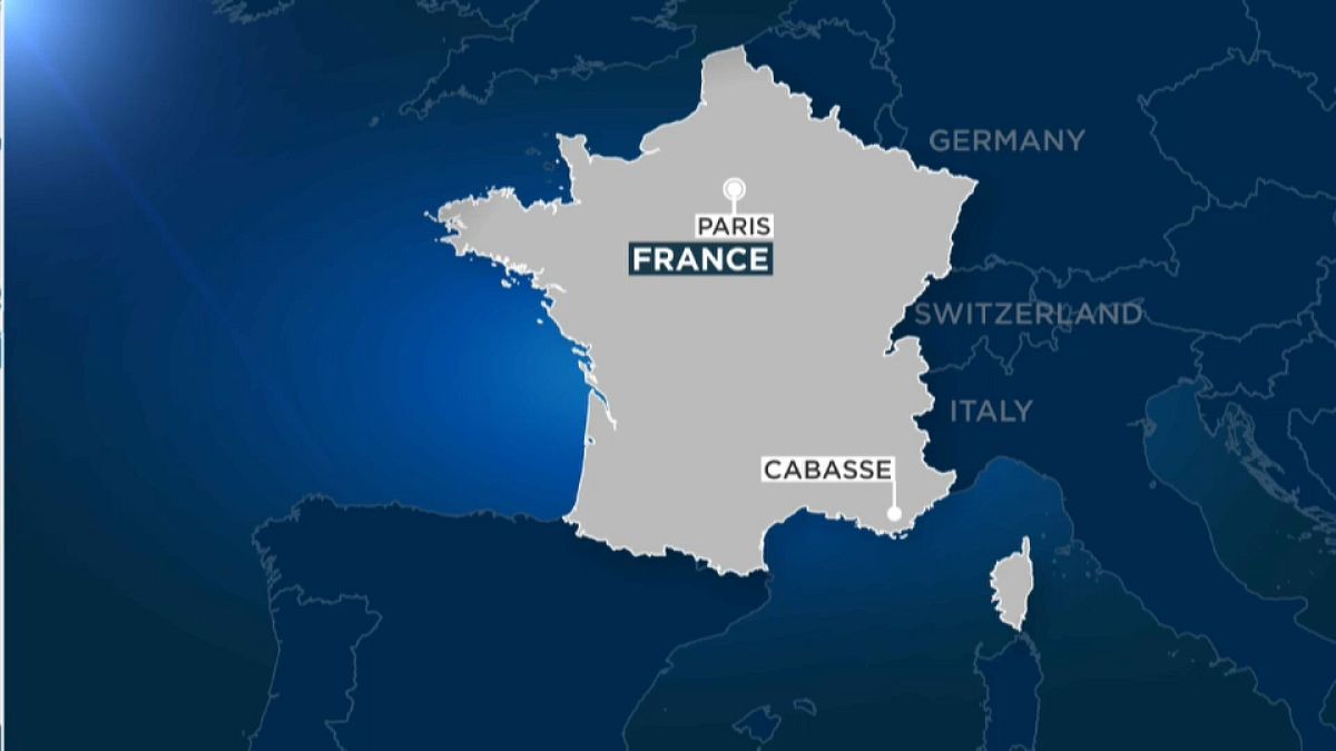 Two army helicopters collide in France, killing five — police 