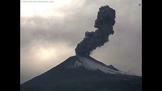 Εντυπωσιακές εικόνες από το ηφαίστειο Ποποκατεπέλτ στο Μεξικό