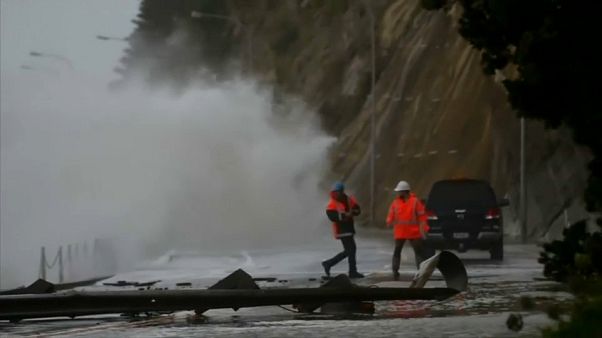 El ciclón Fehi causa estragos en Nueva Zelanda El ciclón Fehi causa estragos en Nueva Zelanda