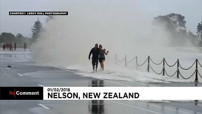 В Новой Зеландии разбушевался циклон