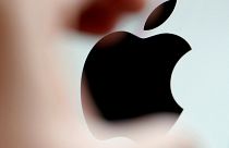 Vende di meno, ma guadagna di più: il caso Apple