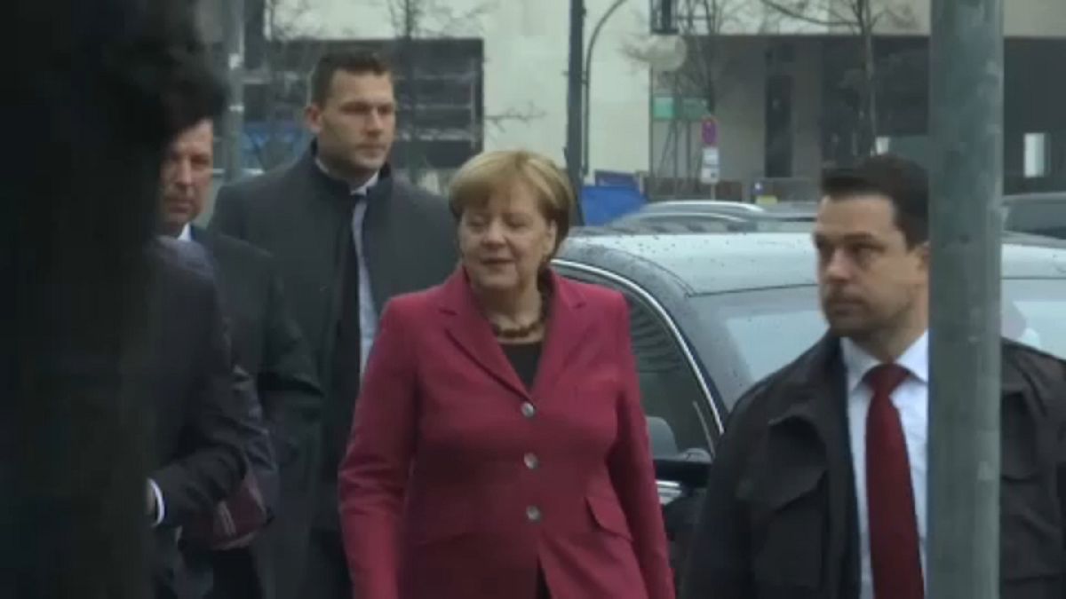 Almanya'da koalisyon müzakereleri sürüyor