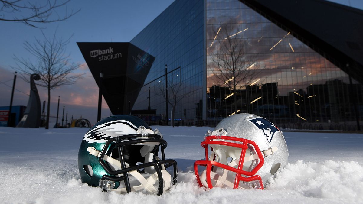 Super Bowl LII: i favoriti Patriots contro gli underdog Eagles