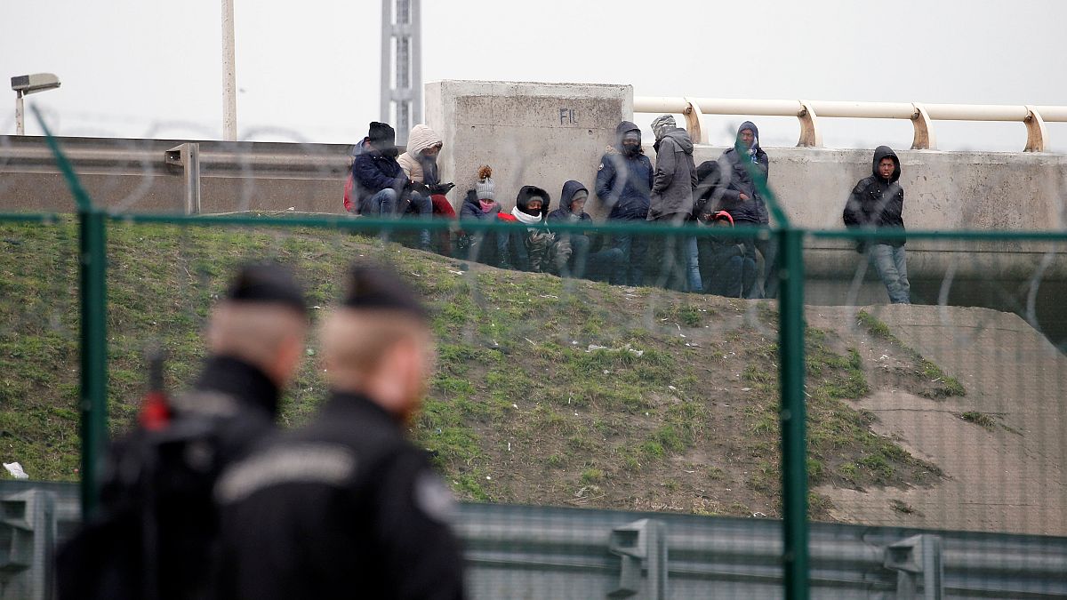 Mehr Polizei für Calais