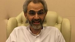 الأمير السعودي وليد بن طلال من داخل فندق ريتز كارلتون في الرياض 
