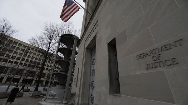Russiagate: la guerra dei dossier Russiagate: la guerra dei dossier