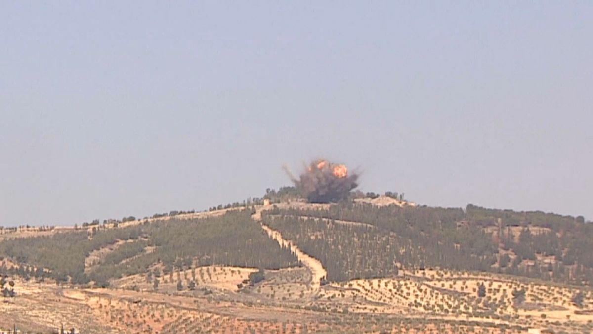 Siria: razzi curdi contro città turche al confine. Uccisa e mutilata combattente curda ad Afrin