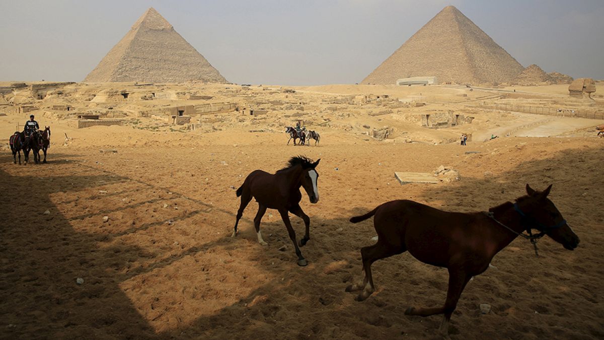 شاهد: مصر تعلن العثور على مقبرة فرعونية ل"كاهنة" ذات شان رفيع عاشت قبل 4400 عام 