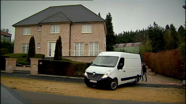 Puigdemont se instala en un lujoso chalet en Waterloo Puigdemont se instala en un lujoso chalet en Waterloo