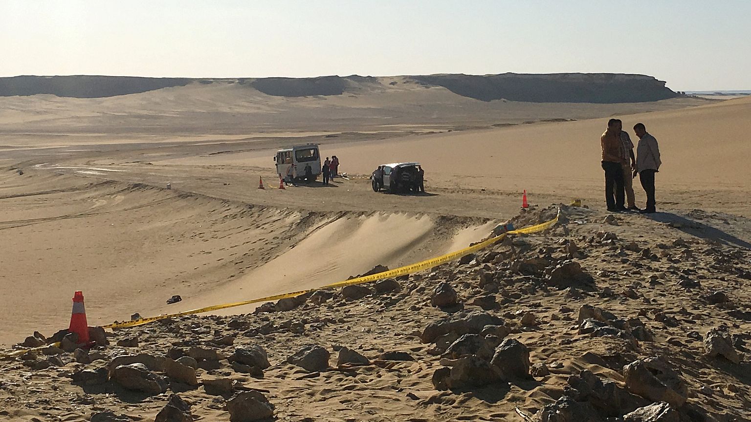 قتلى في تفجير عبوة ناسفة استهدفت حافلة تابعة لقوات الأمن المصرية في سيناء 