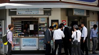 Image: Japan smoking