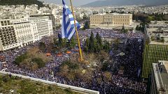 Συλλαλητήριο για τη Μακεδονία: Εντυπωσιακή η συμμετοχή
