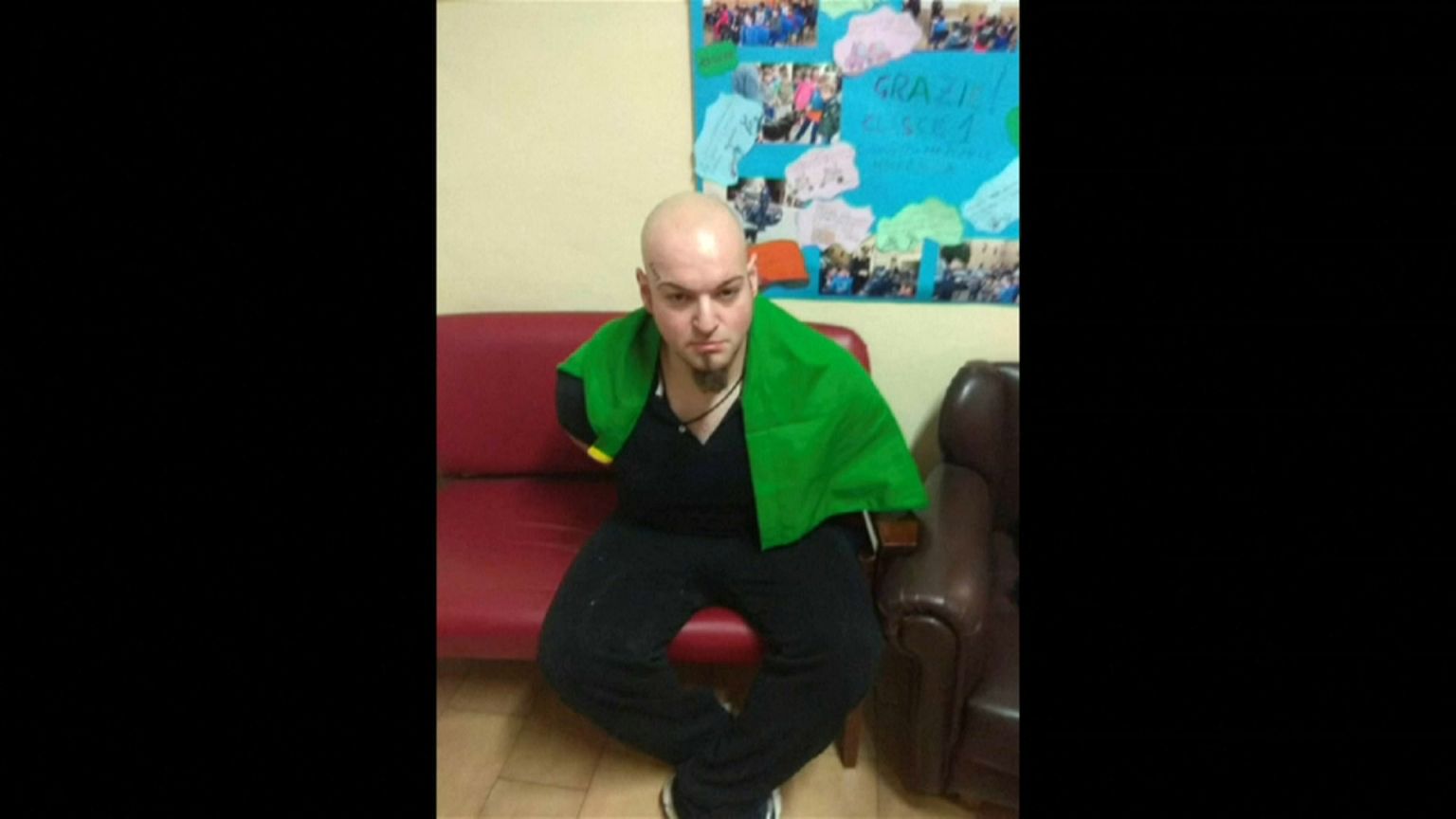 Polícia tenta perceber as motivações de Luca Traini
