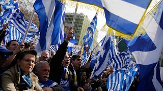 Cientos de miles de griegos se manifiestan para reivindicar el nombre de Macedonia