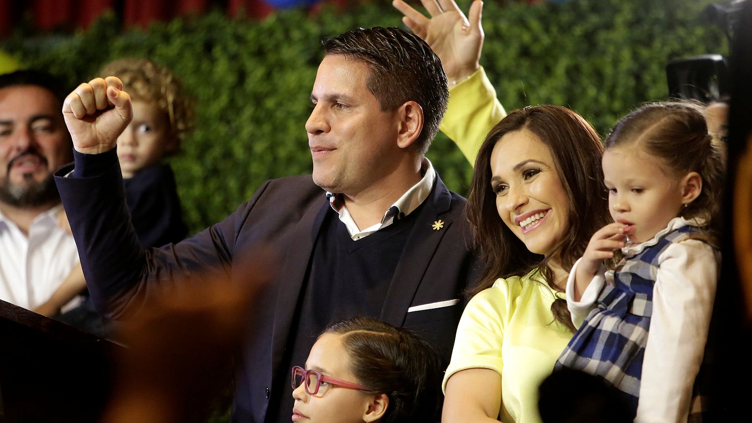 Fabricio Alvarado celebra su victoria en primera vuelta