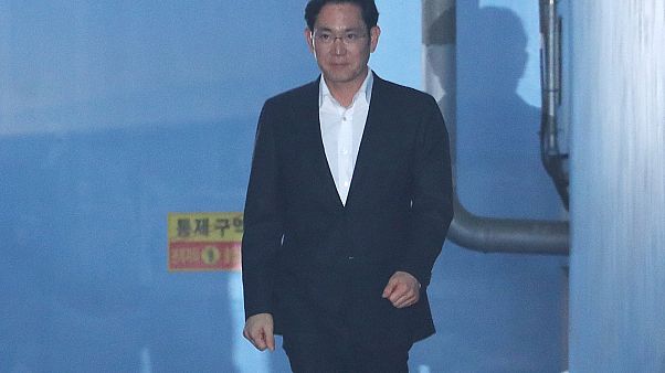 El heredero de Samsung queda en libertad El heredero de Samsung queda en libertad
