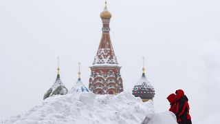 Neve nella Piazza Rossa di Mosca