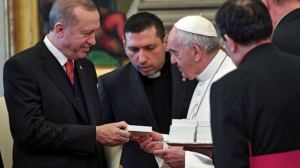 Papa recebe Erdogan no Vaticano Papa recebe Erdogan no Vaticano