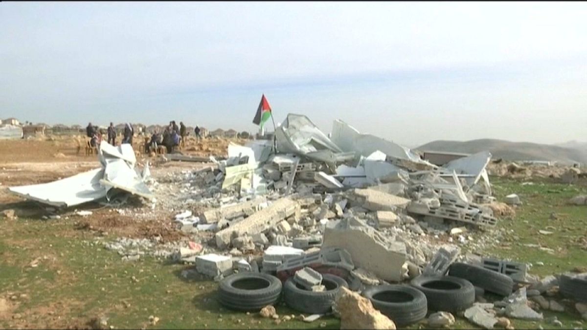 Israel reduz a escombros escolas financiadas pela União Europeia