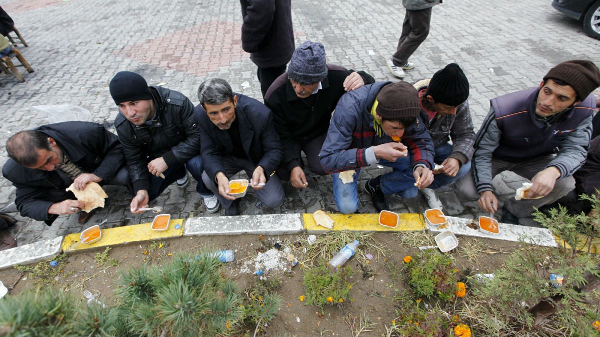 Turkey’s religious chiefs brand left-handed eaters as ‘demons’ 