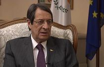 Anastasiades quer relançar diálogo com cipriotas turcos