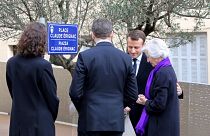 Corse : Macron rend hommage au préfet Erignac
