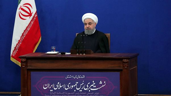 روحانی: اعتراضات مردم نه فقط درباره اقتصاد که به مسائل سیاسی و اجتماعی هم بود روحانی: اعتراضات مردم نه فقط درباره اقتصاد که به مسائل سیاسی و اجتماعی هم بود