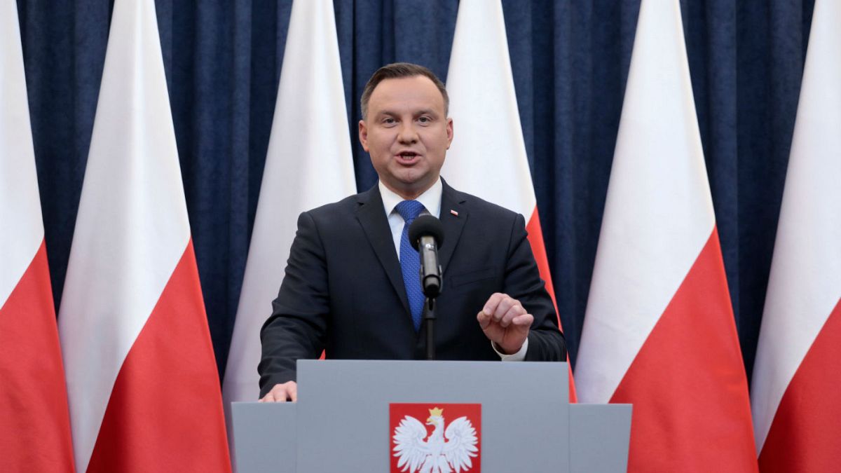 Πολωνία: Νόμος του κράτους το νομοσχέδιο για το Ολοκαύτωμα 