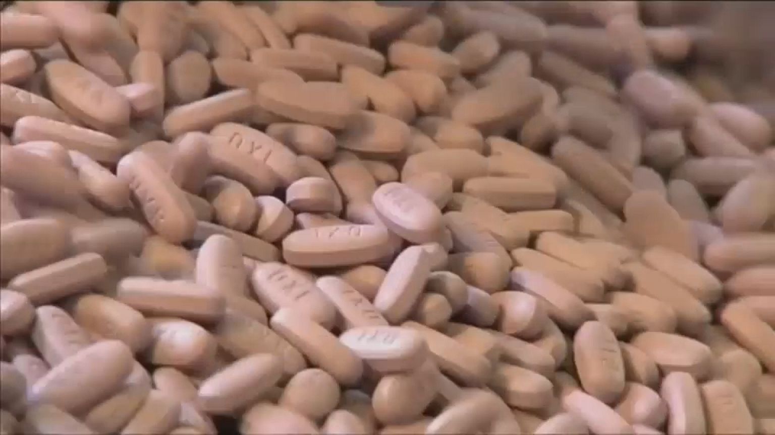 Escândalo com indústria farmacêutica atinge 10 ex-ministros na Grécia