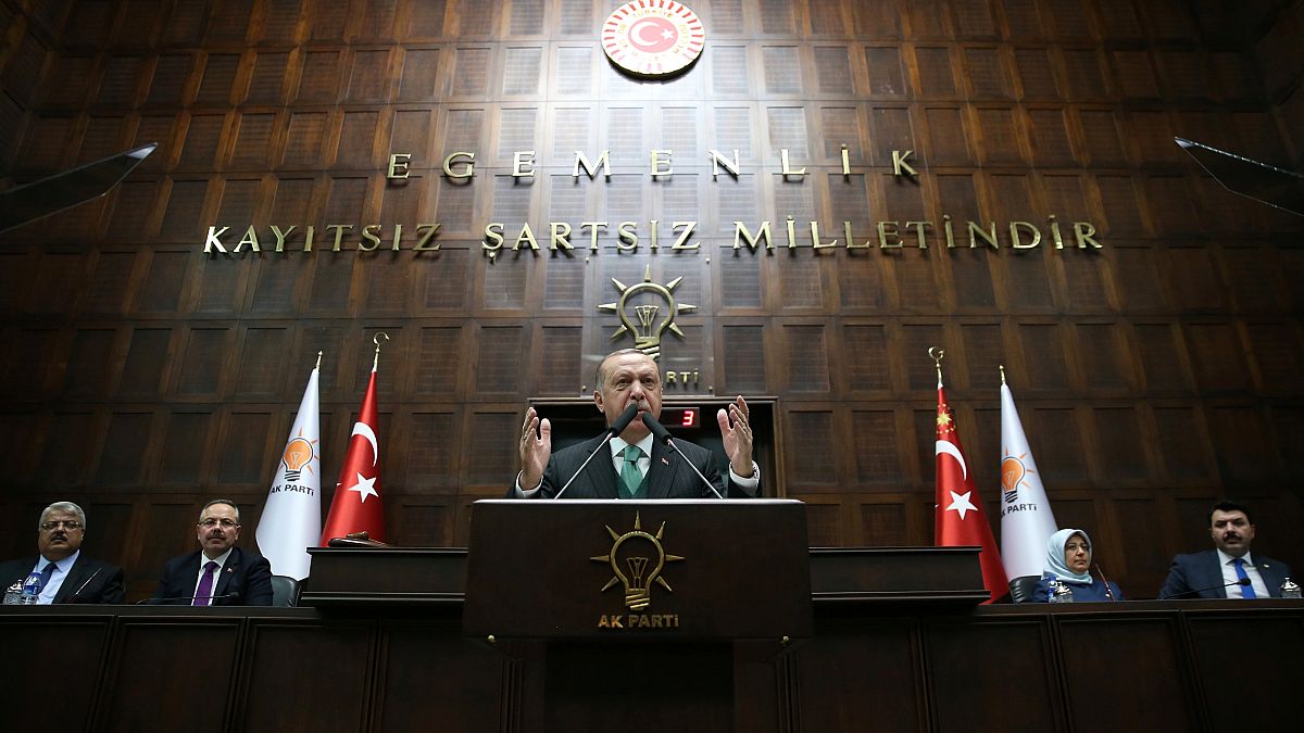 Erdogan acusa EUA de prejudicar interesses da Turquia