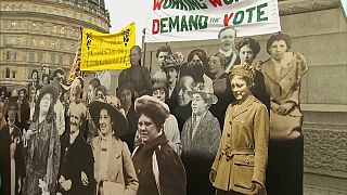 Britain to consider pardoning suffragettes 