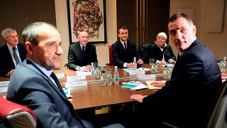 Macron face aux nationalistes corses