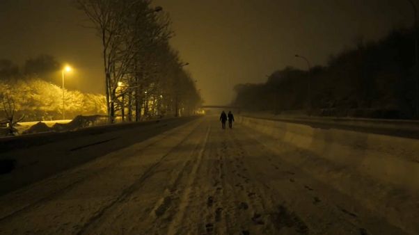 Grosse pagaille en Ile-de-France à cause de la neige Grosse pagaille en Ile-de-France à cause de la neige