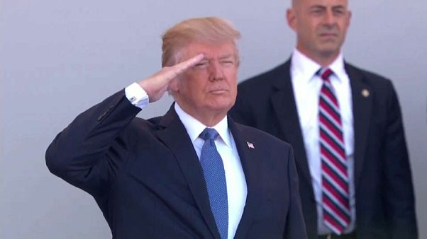 Trump quer parada militar à francesa Trump quer parada militar à francesa